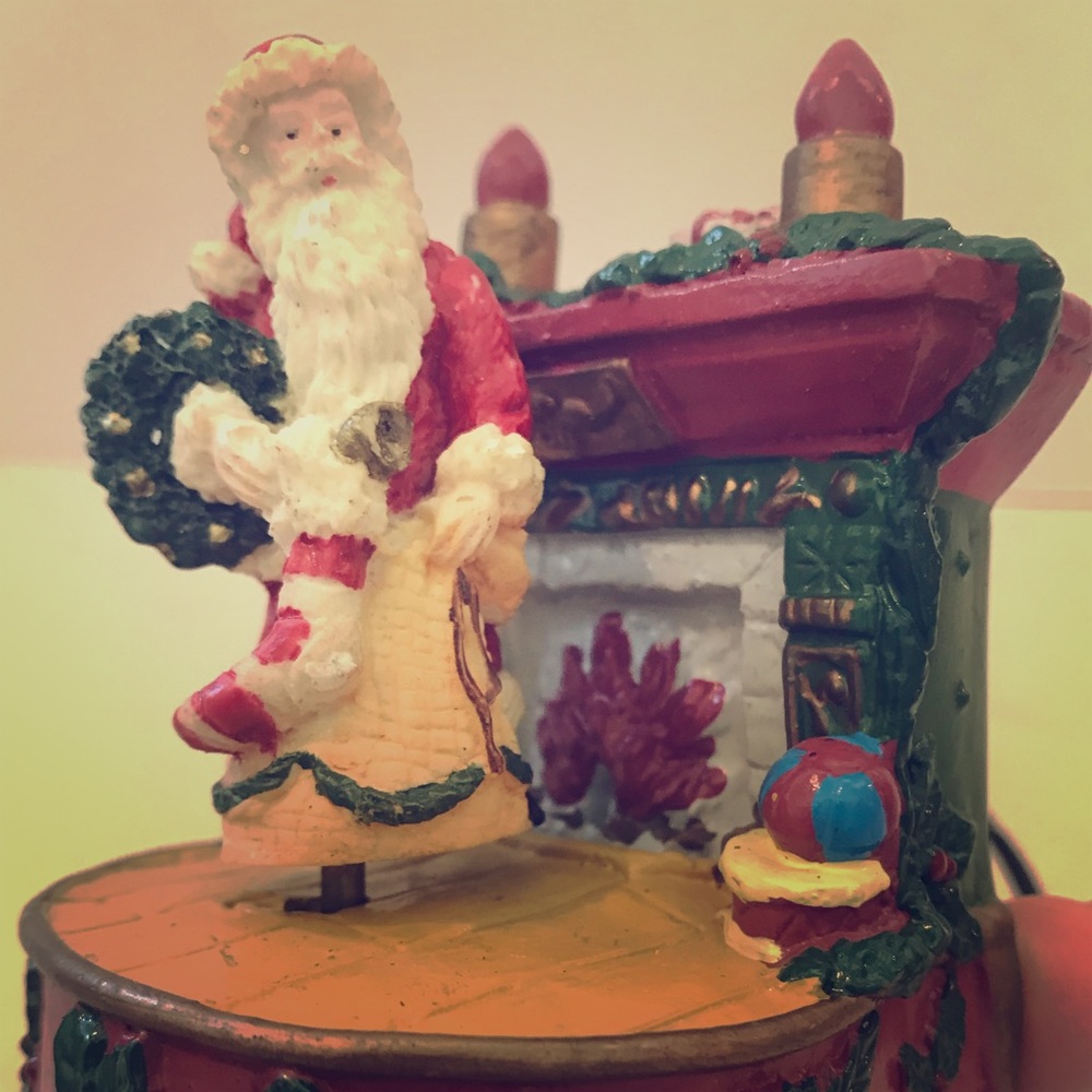 Christmas Ornament w Motion